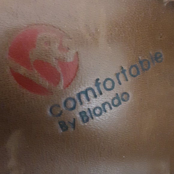 Leather heels - Picture 5 of 6